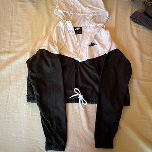 Nike windbreaker (S)